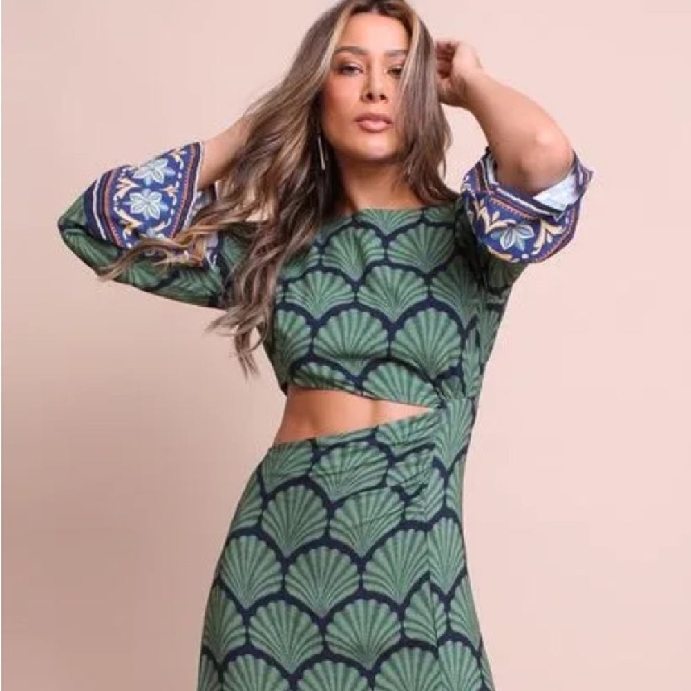 FARM Rio Shell Maxi Dress - Picture 4 of 10